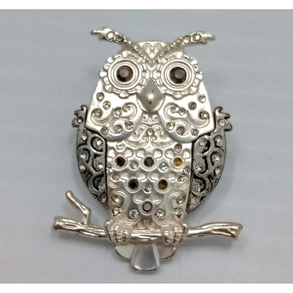 Disney Owl Brooch Rhinestone Silver Tone Crystal Pin Vtg Y2K Collectible Disney